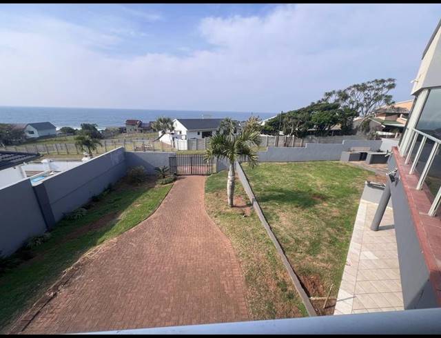3 BEDROOM HOUSE FOR SALE IN MANABA BEACH